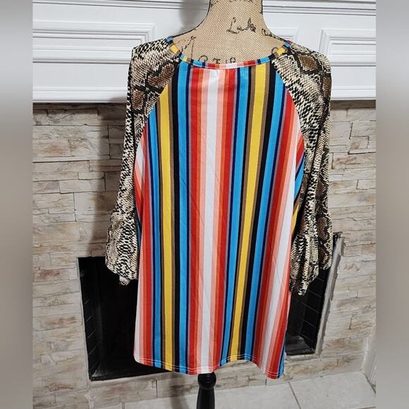 Southern Stich striped snakeskin bell sleeve super soft high low shirt plus 3X - Picture 4 of 6
